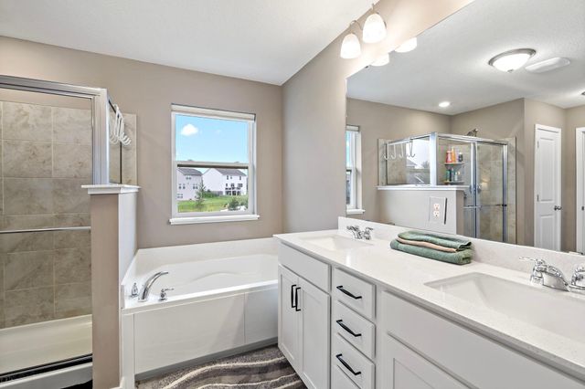 2140 Windermere Circle, Shakopee, MN 55379