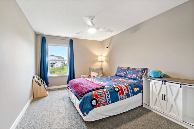 2140 Windermere Circle, Shakopee, MN 55379