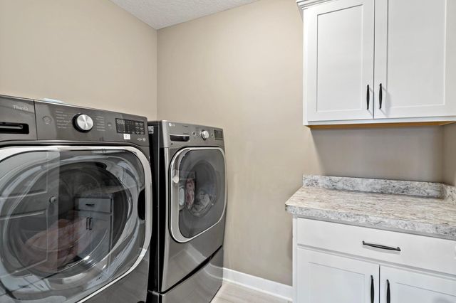 2140 Windermere Circle, Shakopee, MN 55379