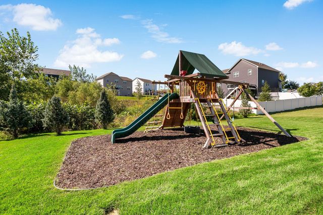 2140 Windermere Circle, Shakopee, MN 55379