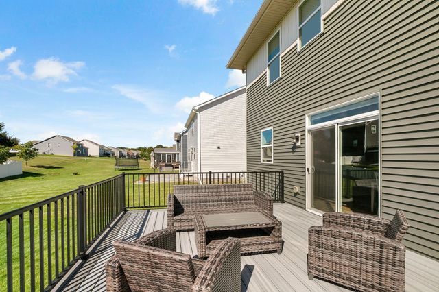 2140 Windermere Circle, Shakopee, MN 55379