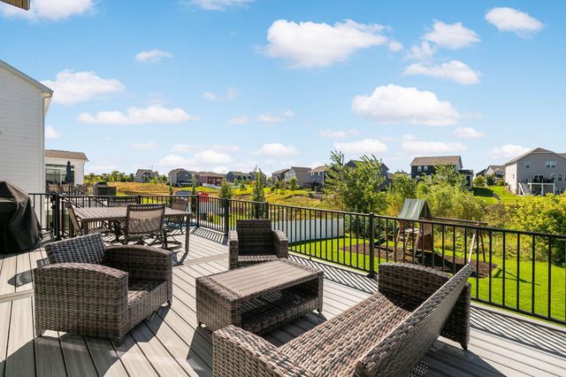2140 Windermere Circle, Shakopee, MN 55379