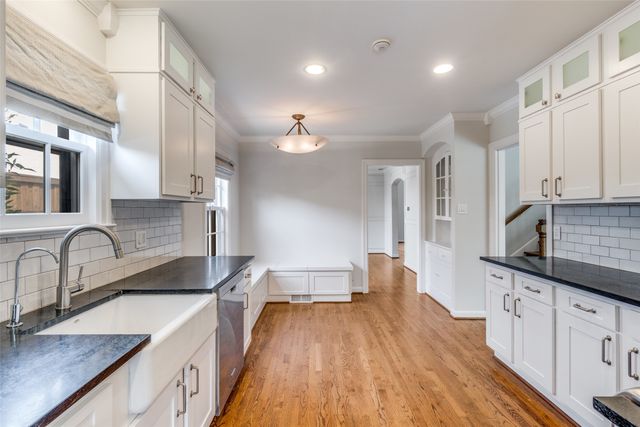 4561 Belclaire Avenue, Highland Park, TX 75205