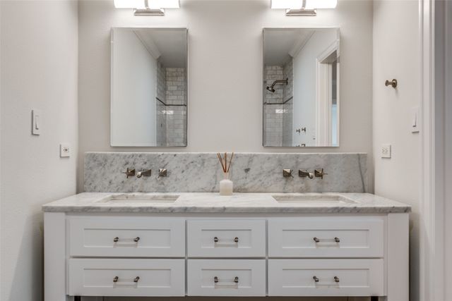 4561 Belclaire Avenue, Highland Park, TX 75205