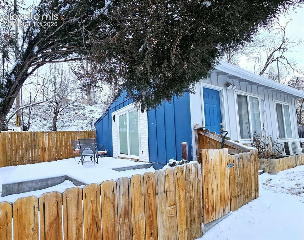 519 N Chestnut Street, Colorado Springs, CO 80905 — photo 2