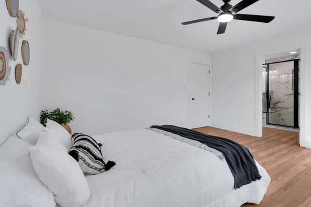 518 Sharondale Dr, Tullahoma, TN 37388