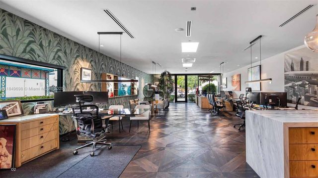 5935 NE 2nd Ave, Miami, FL 33137