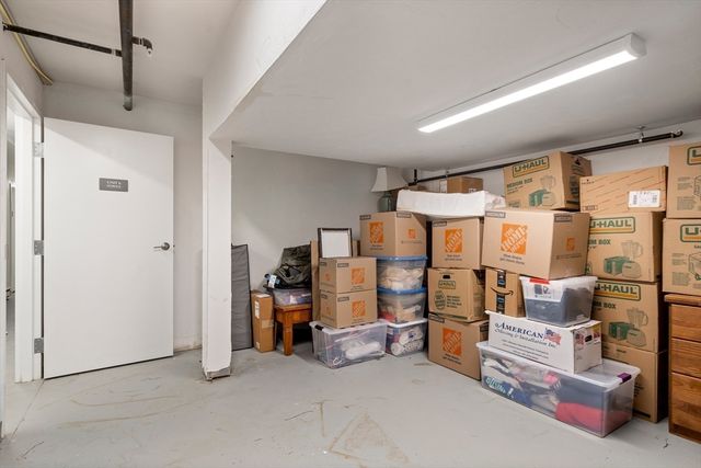 130 Coleridge St 6, Boston, MA 02128