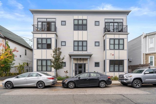 130 Coleridge St 6, Boston, MA 02128