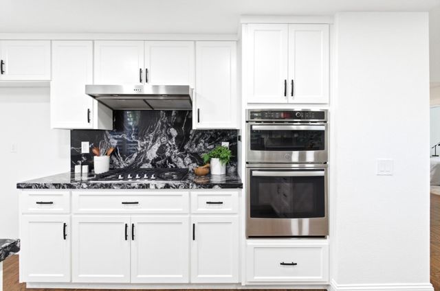 1615 Woodhill Dr, Roseville, CA 95661