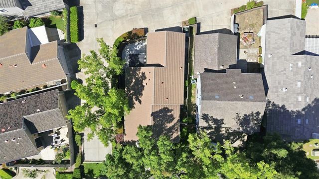 1615 Woodhill Dr, Roseville, CA 95661