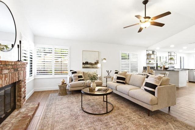 1615 Woodhill Dr, Roseville, CA 95661