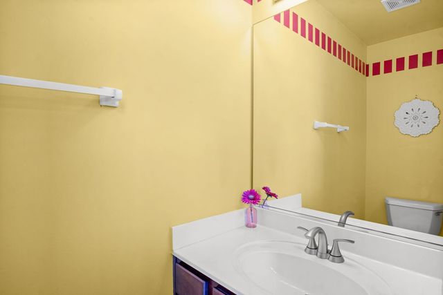 2222 Foxmoor Lane 2222, Aurora, IL 60502