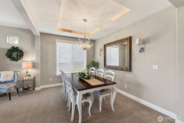 32 Mount Rainier Loop E, Bonney Lake, WA 98391