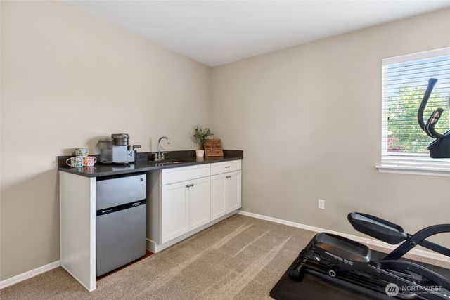 32 Mount Rainier Loop E, Bonney Lake, WA 98391