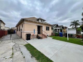 5852 S Olive Street, Los Angeles, CA 90003