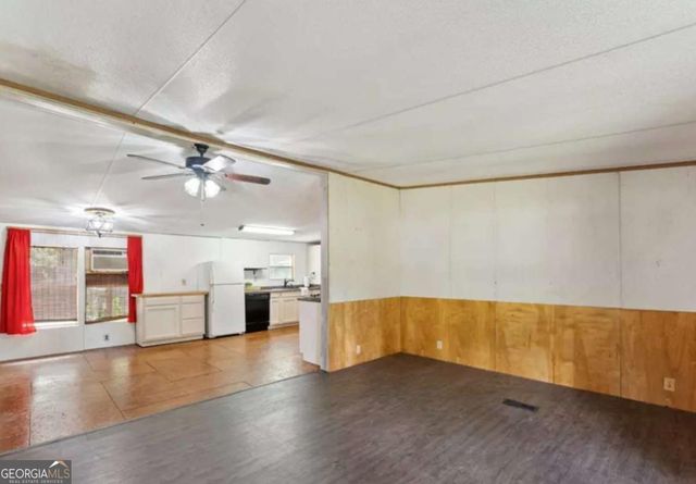 99 Conifer Drive, Guyton, GA 31312