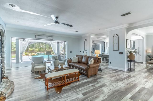 23100 SE HIGHWAY 42, Umatilla, FL 32784