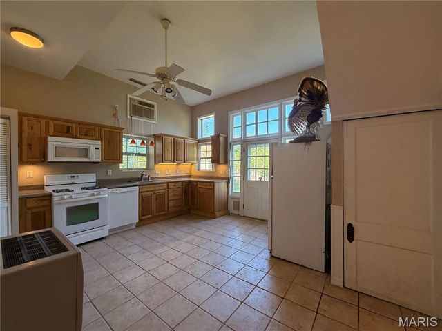 734 Old Cove Road, St Clair, MO 63077