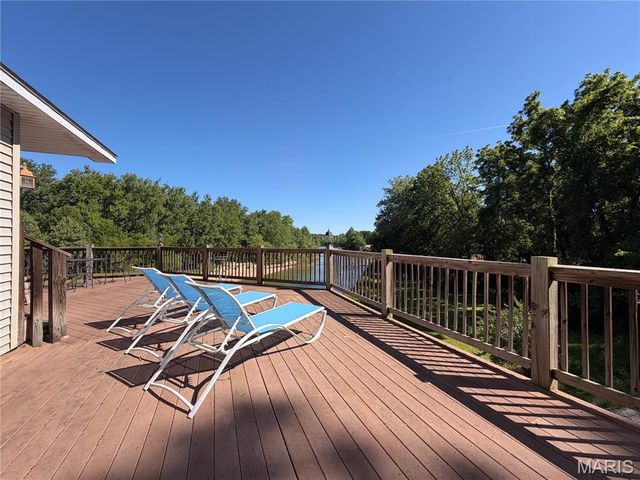 734 Old Cove Road, St Clair, MO 63077