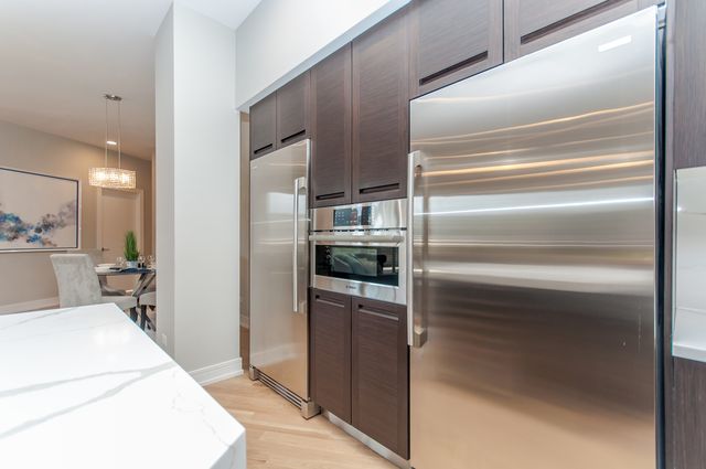 650 N Morgan Street 202, Chicago, IL 60642