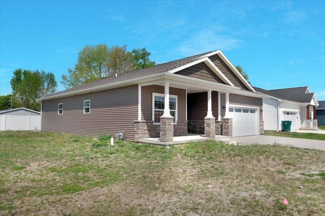 704 Justice Street, Tuscola, IL 61953