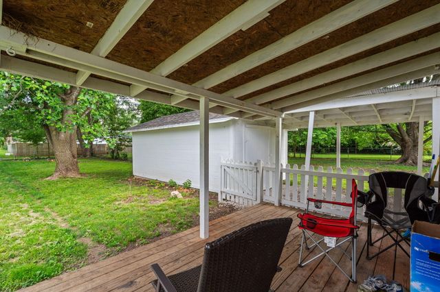 630 N Forest Avenue, Springfield, MO 65802