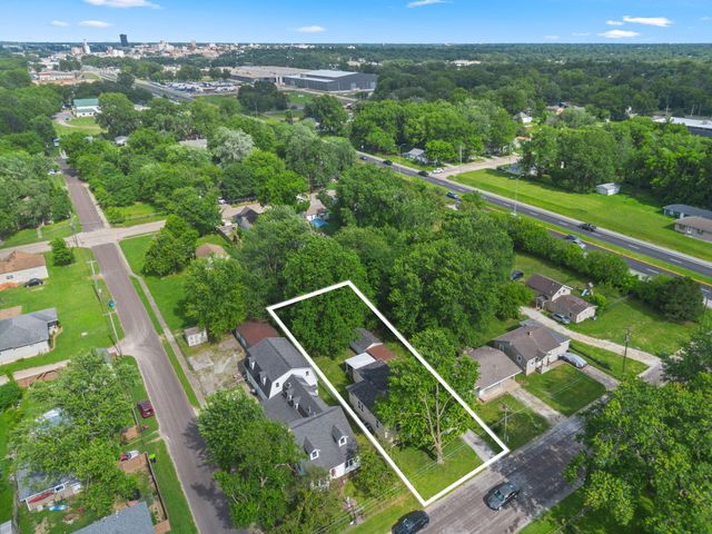 630 N Forest Avenue, Springfield, MO 65802