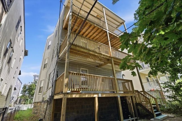 29 Mount Ida 3, Boston, MA 02122
