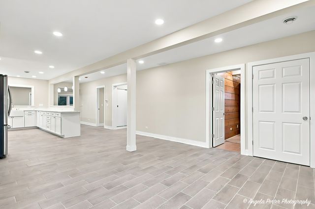 4604 Lakeshore Drive, Mchenry, IL 60050