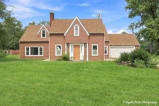 4604 Lakeshore Drive, Mchenry, IL 60050