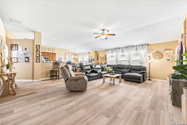 6722 Pleasant Bay, San Antonio, TX 78244