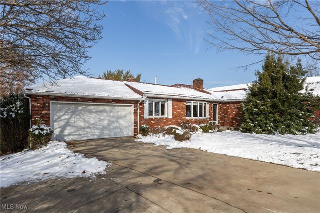 70828 Crescent Road, St Clairsville, OH 43950