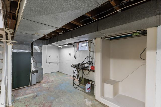 70828 Crescent Road, St Clairsville, OH 43950