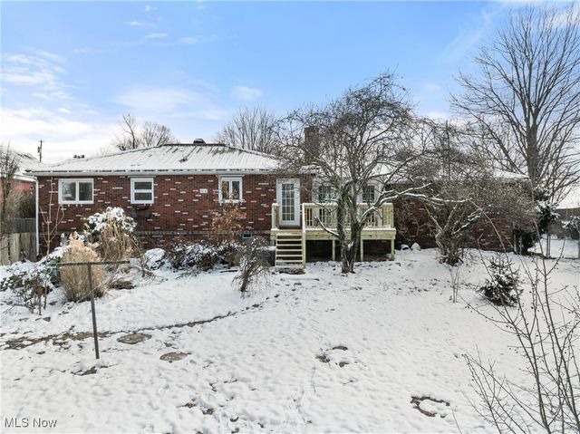 70828 Crescent Road, St Clairsville, OH 43950