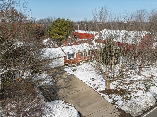 70828 Crescent Road, St Clairsville, OH 43950