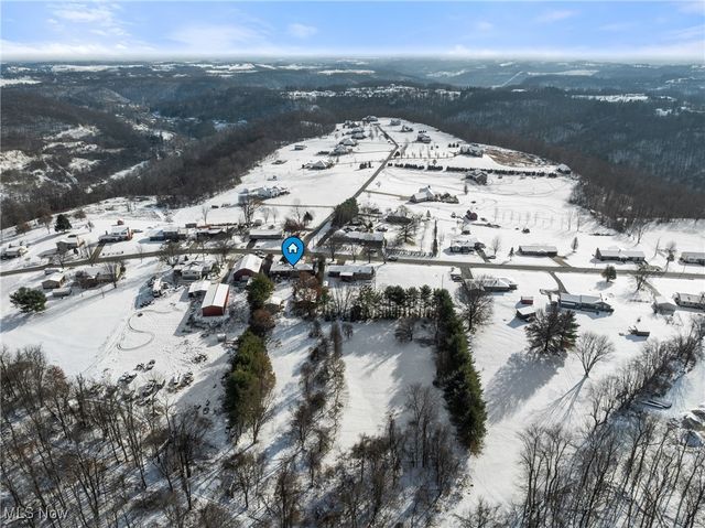 70828 Crescent Road, St Clairsville, OH 43950