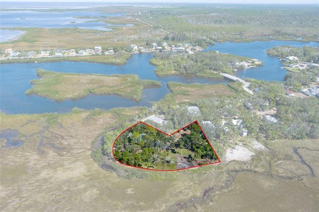 8812 CAMP LANE, Hudson, FL 34667