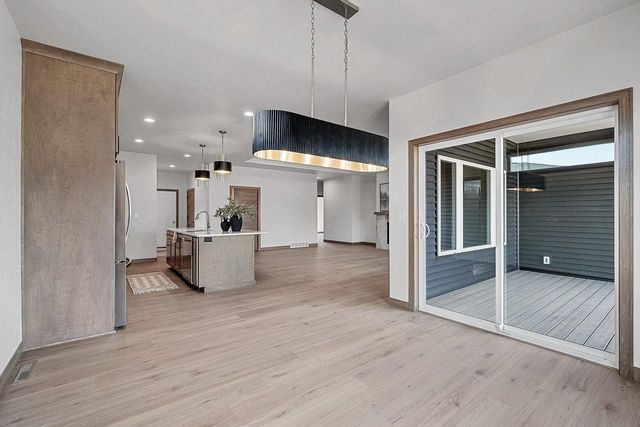 4001 ANTWERP AVENUE, Howard, WI 54313