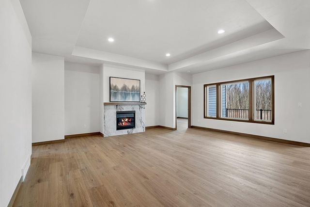 4001 ANTWERP AVENUE, Howard, WI 54313