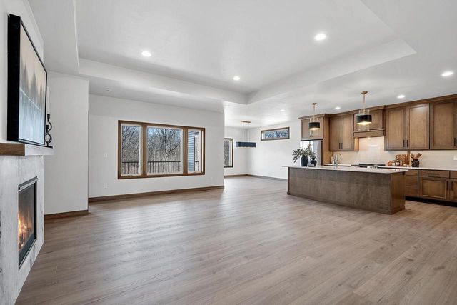 4001 ANTWERP AVENUE, Howard, WI 54313