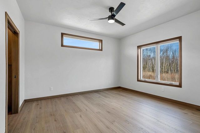 4001 ANTWERP AVENUE, Howard, WI 54313