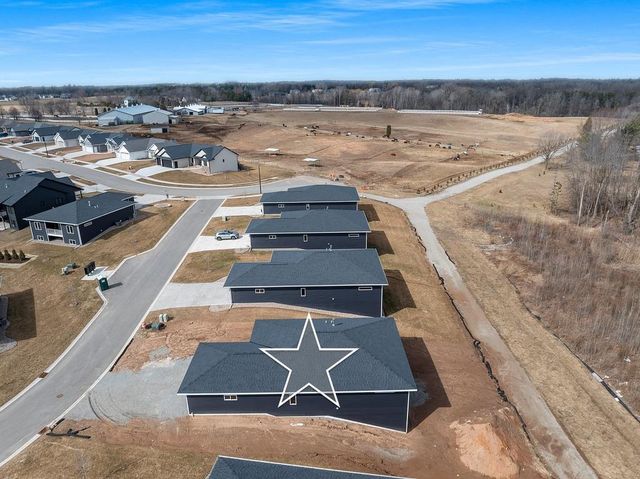 4001 ANTWERP AVENUE, Howard, WI 54313