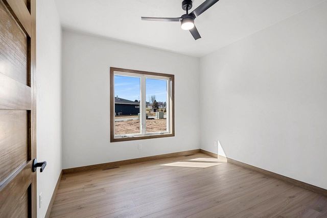 4001 ANTWERP AVENUE, Howard, WI 54313