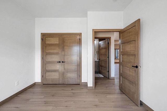 4001 ANTWERP AVENUE, Howard, WI 54313