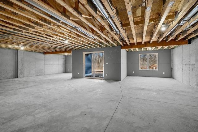 4001 ANTWERP AVENUE, Howard, WI 54313