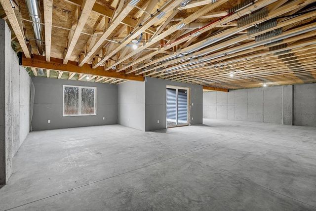 4001 ANTWERP AVENUE, Howard, WI 54313