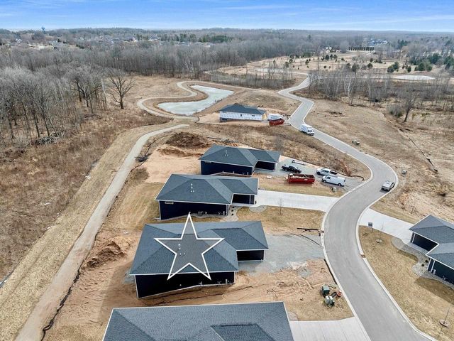 4001 ANTWERP AVENUE, Howard, WI 54313