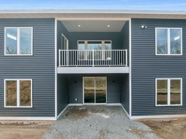 4001 ANTWERP AVENUE, Howard, WI 54313