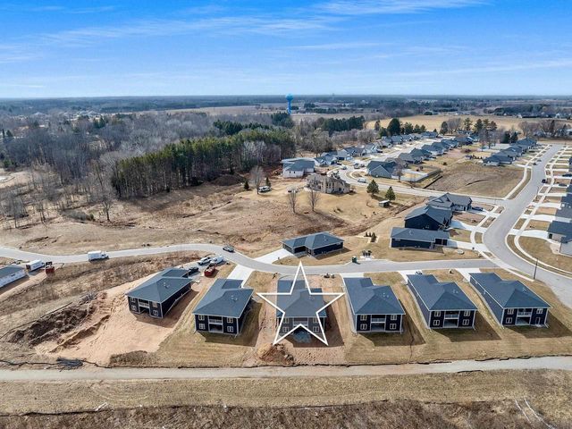 4001 ANTWERP AVENUE, Howard, WI 54313